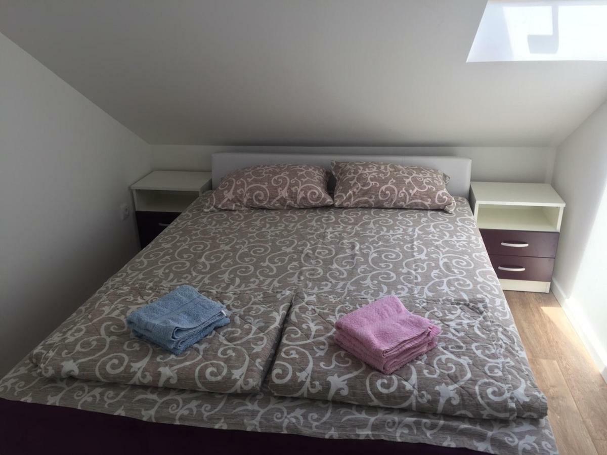 Apartman Mn Vrnjačka Banja Buitenkant foto